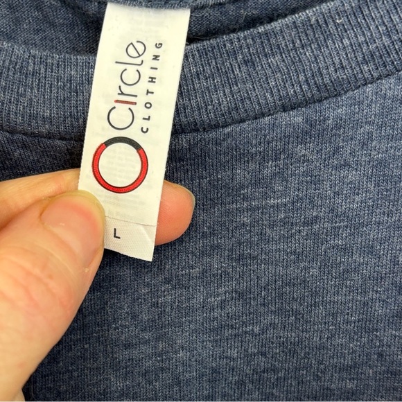 Blue and Red Short Sleeve Tee with Bold Graphic - Picture 3 of 4